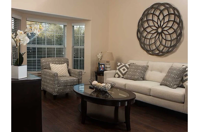 Image of Parkway Place (9)
