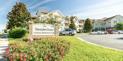 Steeplechase Gracious Retirement Living Hawthorn Senior Independent Living in Oxford, Florida front exterior welcome sign