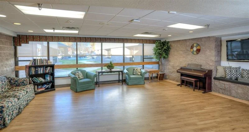 Image of Uptown Rehabilitation Center (2)