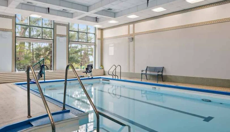 Image of Five Star Premier Residences of Chevy Chase (2)