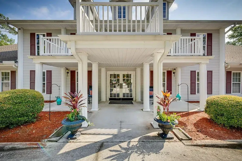 Image of Cypress Square Assisted Living (2)