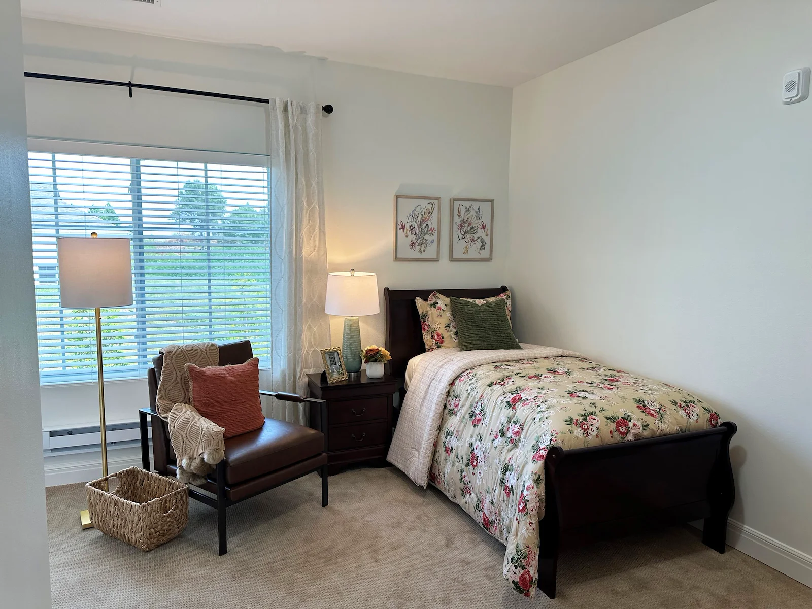 Faith Cottages Memory Care Basehor, KS, apartment bedroom