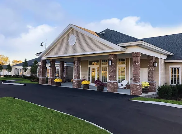 Image of Woodlands Senior Living of Farmington (1)