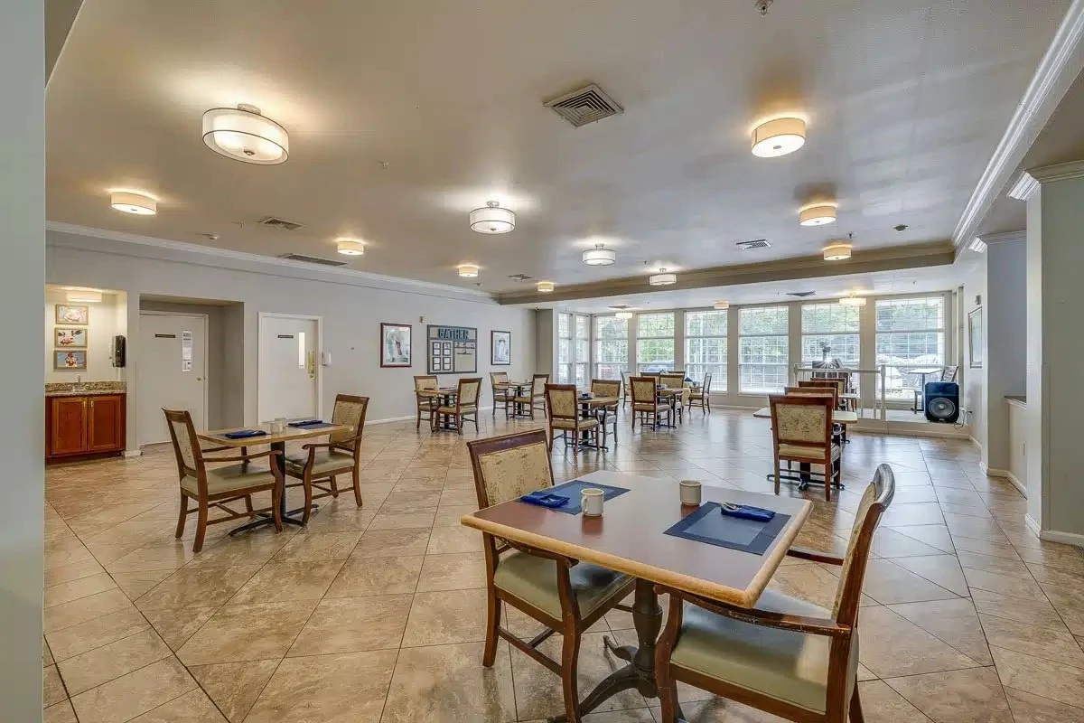 Image of Seven Hills Square Memory Care (5)