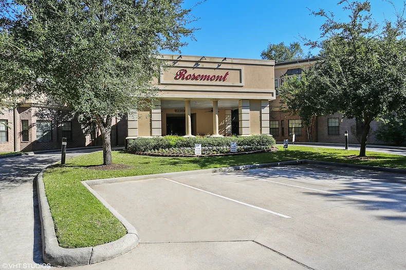 Image of Rosemont (1)