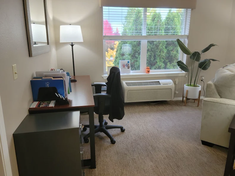Avamere at Newberg senior living community offering assisted living, memory care, and respite care in Newberg, OR, apartment office