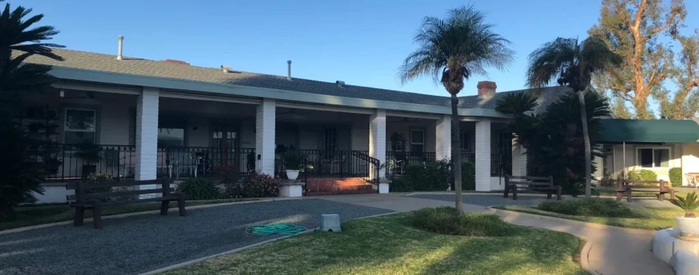 Image of Crest View Manor (4)