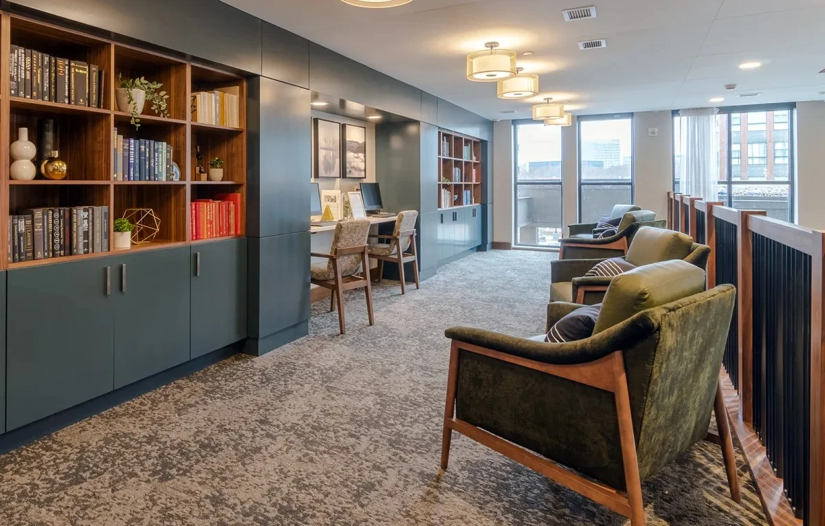 Image of Bren Road Station (7)