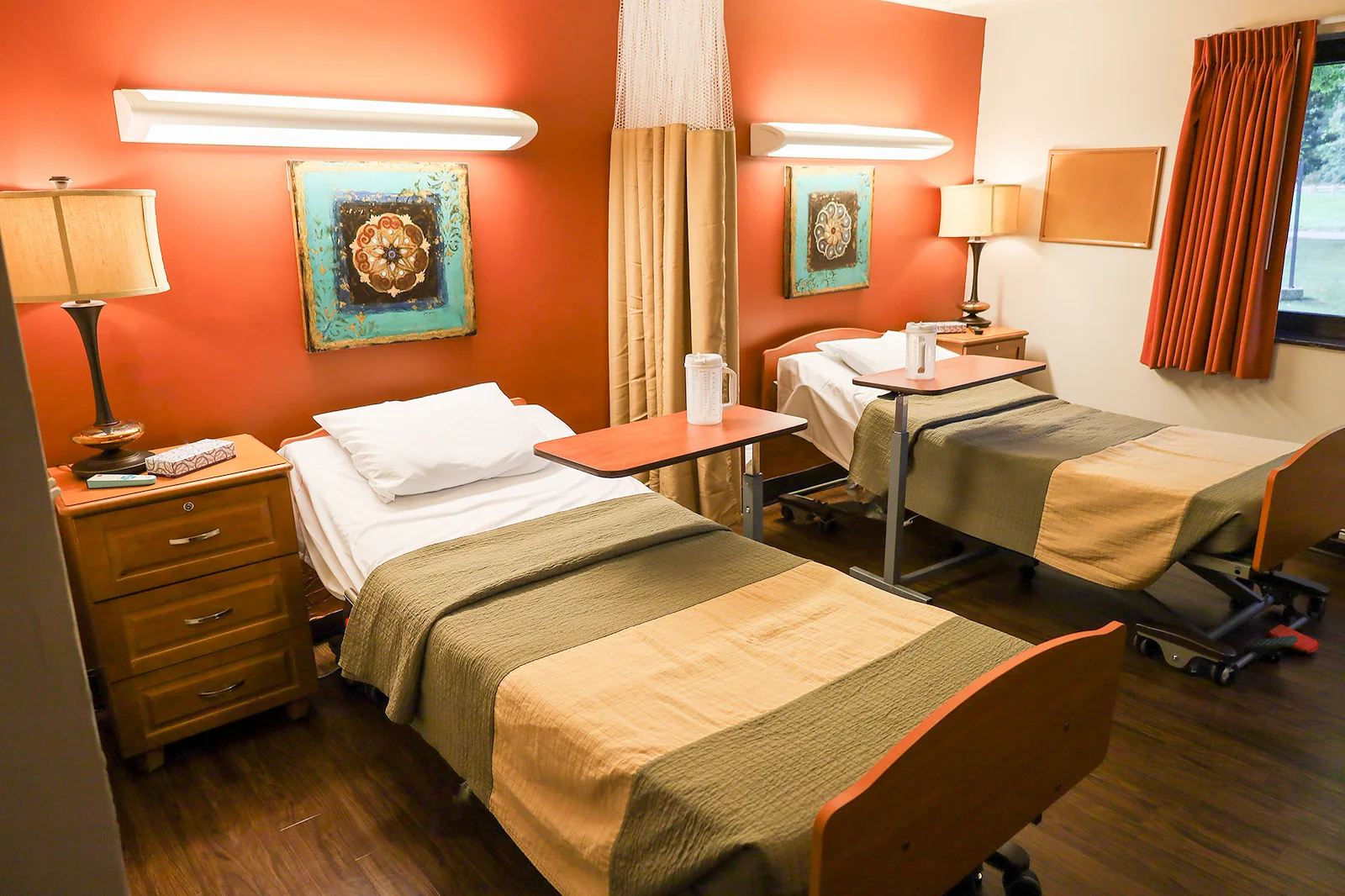 Image of Annandale Healthcare Center (2)