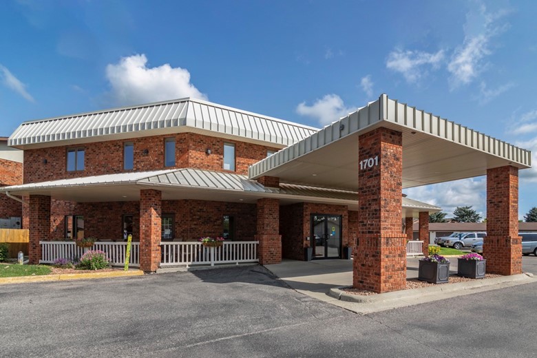 Image of Derian Lodge Senior Living (1)