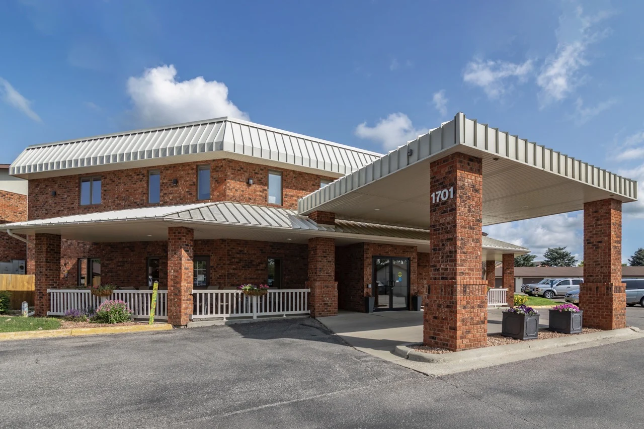 Image of Derian Lodge Senior Living (1)
