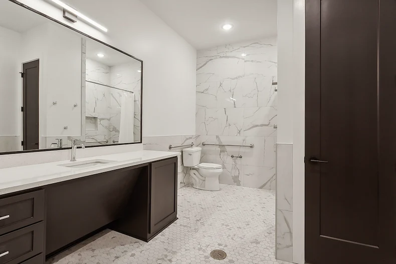 Image of The Jefferson 2 (4)