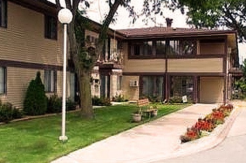 Image of Cedar Village Senior Residences (1)