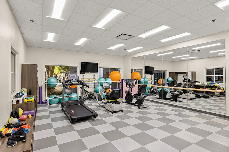 The Ivy at Wellington Laguna Woods, CA fitness room