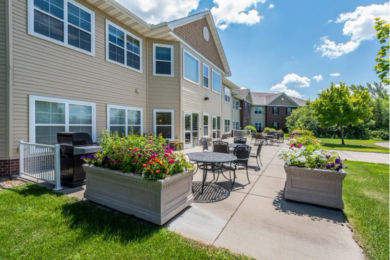 Image of Edgewood Sartell (3)