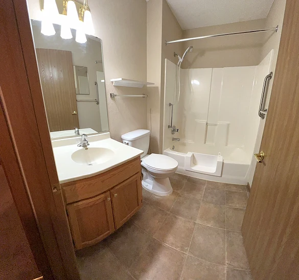 Image of Heritage Square Apartments (5)