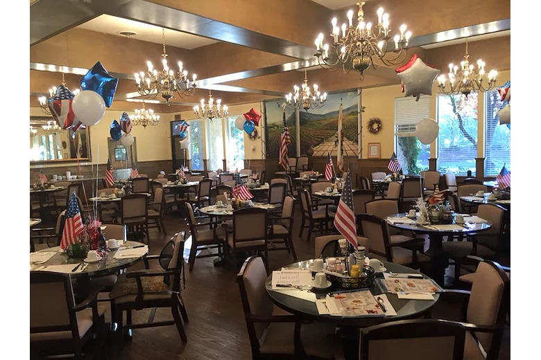 Image of Sycamore Glen Retirement (2)