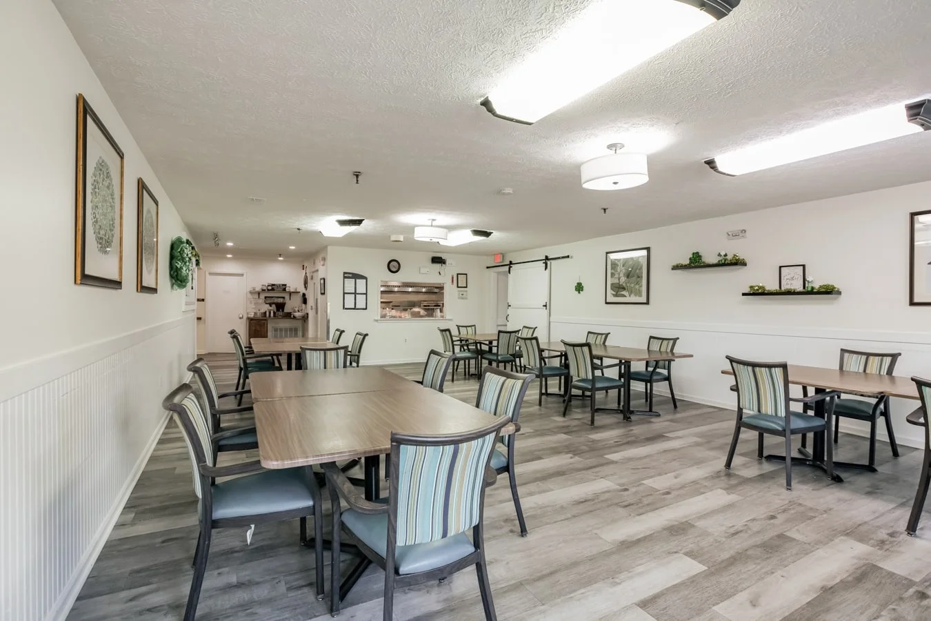 Image of Spring Oak at Christianburg (3)