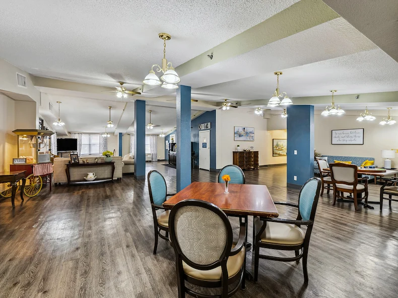 Image of Lake Ridge Village (2)