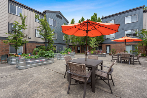 Image of Auburn Court (7)