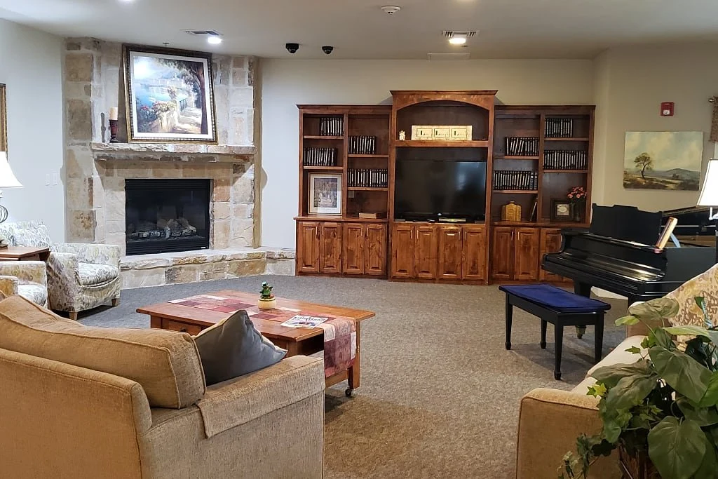 Image of The Oaks of Garden Ridge Assisted Living and Memory Care (3)