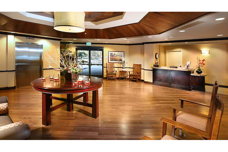 Image of Atria Golden Creek (2)