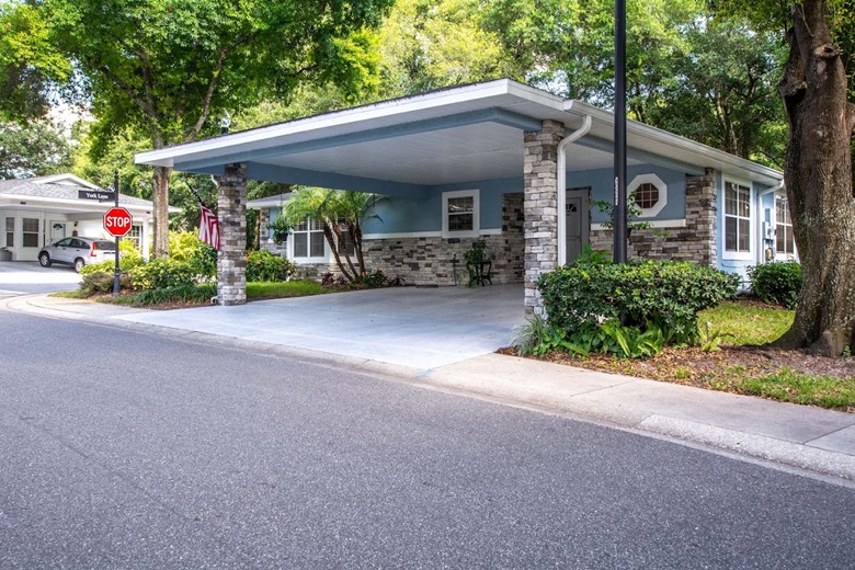 Image of The Oaks at Waterman Village Retirement (1)