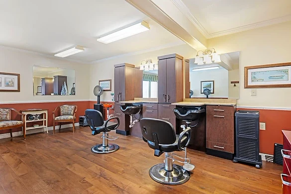 Image of Brookdale Clinton (8)