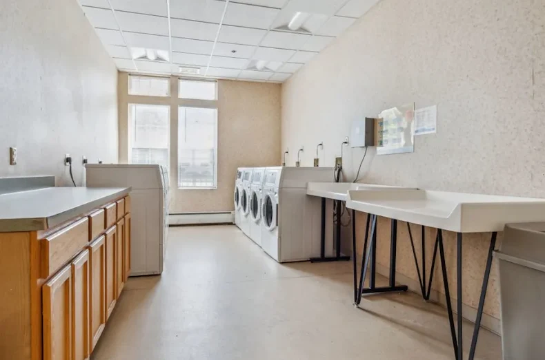 Image of Monterey Place (4)