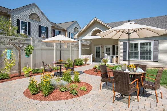 Image of Benchmark Senior Living at Nashua Crossing (2)