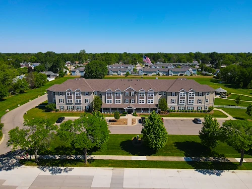 Image of Oakwood Manor Senior Living (2)