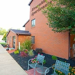 Image of Riverside Manor Apartments (1)