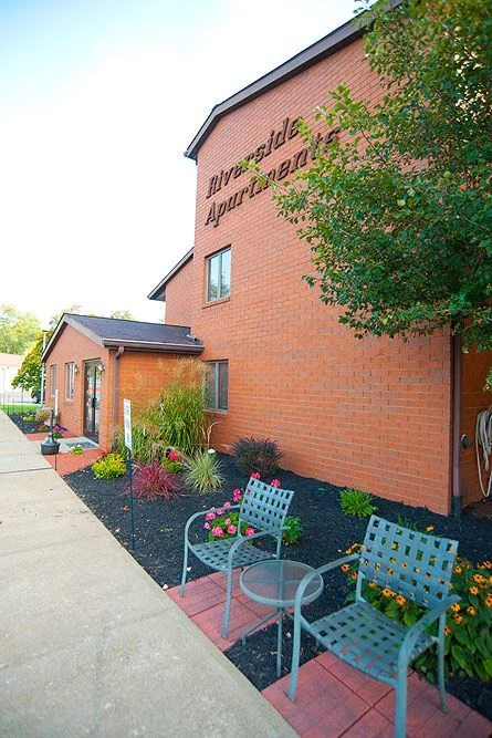 Image of Riverside Manor Apartments (1)