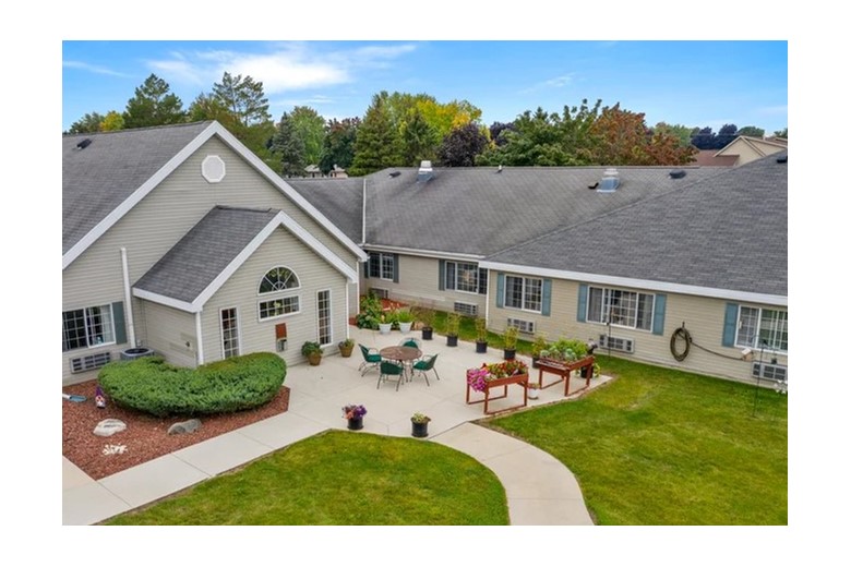 Image of LakeHouse New Holstein (3)
