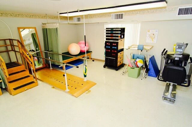 Image of Castle Manor Nursing & Rehabilitation (3)