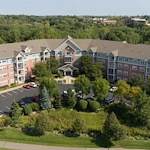 Image of Applewood Pointe of Woodbury Cooperative (1)