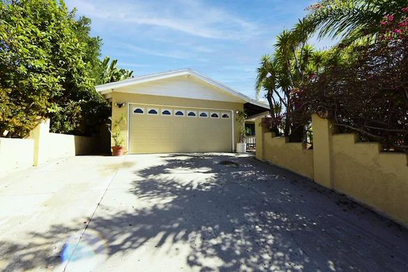Image of Blue Skies of Mira Mesa Ave, Oceanside (1)