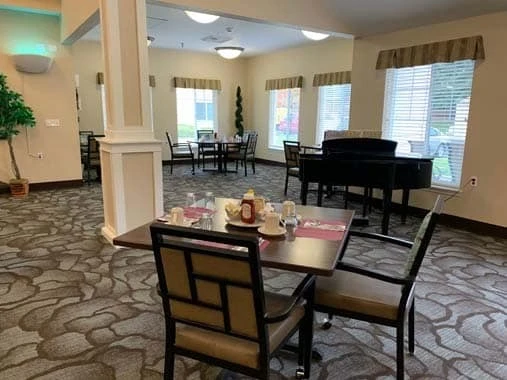 Avamere at South Hill senior living community offering assisted living and respite care in Spokane, WA, dining room