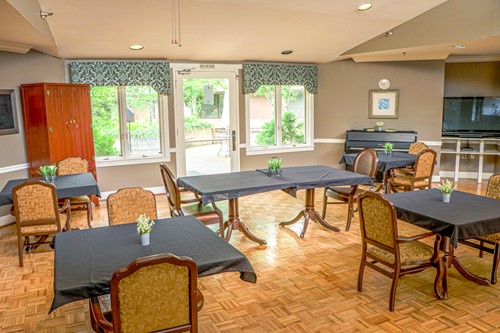 Image of Signature Healthcare At Jefferson Manor Rehab & We (7)