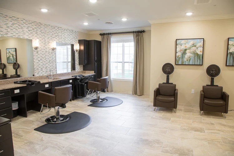 Image of Ashleigh at Lansdowne (6)