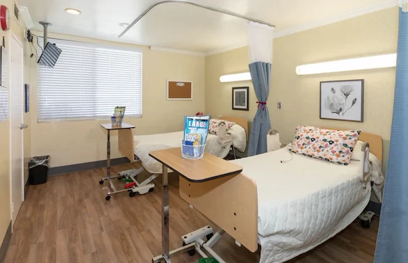 Image of Atlantic Memorial Healthcare Center (9)