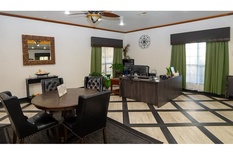 Image of Legend Oaks Healthcare & Rehabilitation of Ennis (4)