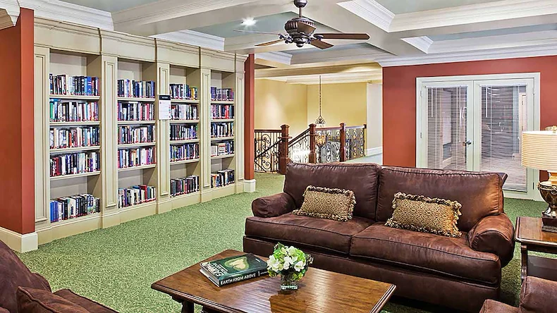 Image of Atria Southpoint Walk (5)