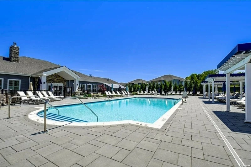 Image of The Seasons at Elwood (3)