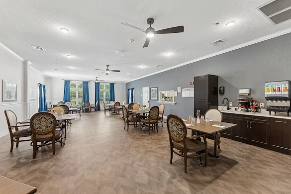 Image of Barberton Pointe Senior Living (2)