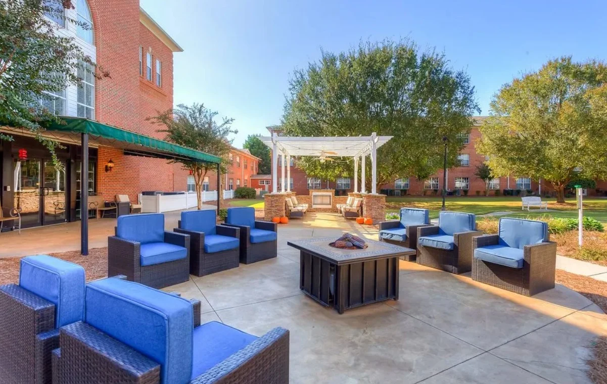 Image of Renaissance Marquis (3)