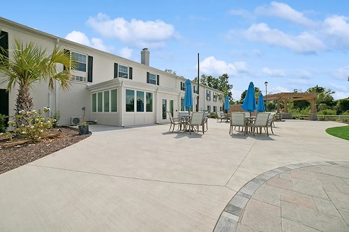 Image of Myrtle Beach Manor (1)