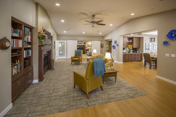 Image of Azura Memory Care of Oak Creek (6)