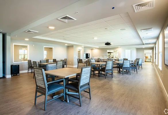 Image of Oakmont Senior Community (5)
