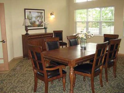 Image of Hickory Park Senior Living (3)